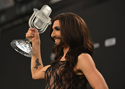 russia_love_hate_relationship_with_conchita_wurst_bearded_diva
