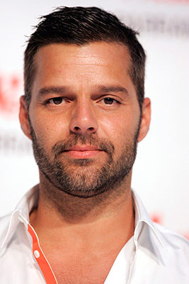Ricky_Martin_makes_statement_changes_pronouns_in_song