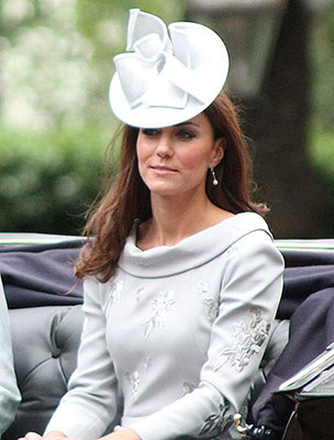 british_royals_kate_Duchess_of_Cambridge_ignore_gay_hotel_boycott