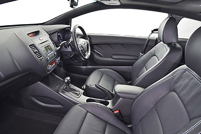 motoring_car_review_Kia_Cerato_Koup_T_GDI_interior