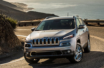 new_Jeep-Cherokee_2015_front