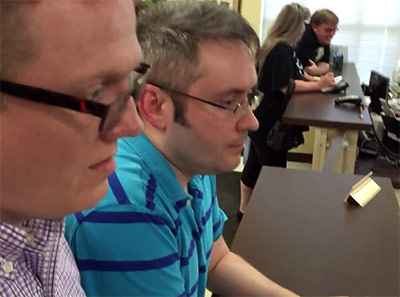 video_county_clerk_refuses_to_marry_gay_couple