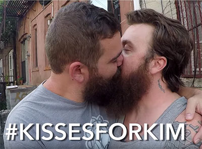 guys_urged_to_kiss_for_kim_davis
