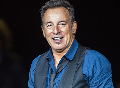 Bruce-Springsteen-cancels-North-Carolina-concert-over-anti-LGBT-Law