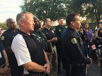 Orlando police & FBI officials brief the media
