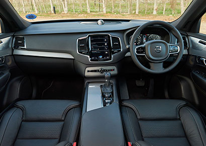 motoring-trophy-king-volvo-xc90_inside